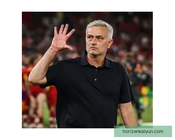 穆里尼奥赛后分析展示战术灵活性与球队凝聚力助力胜利，表现稳健